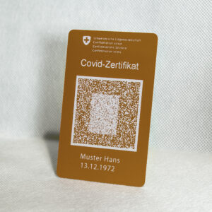 Covid-Zertifikat im Kreditkartenformat - Braun